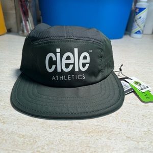 Ciele GoCap running hat. BNWT